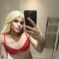 5 Ts Ingrid hot photo