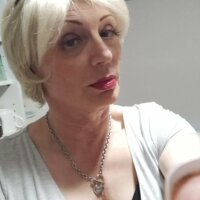 3 Sammy TVs English She Chick photo