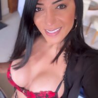3 Luana photo