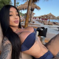 9 Yara Santos photo