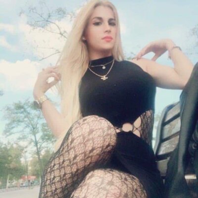 Pamela Bombshell Latin