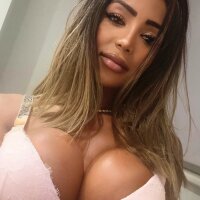 1 Samantha Hot photo
