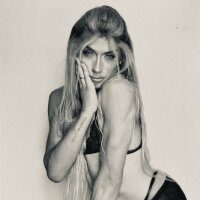 4 Kylie photo